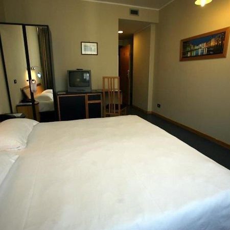 Sotel Nomentana Roma Quarto foto